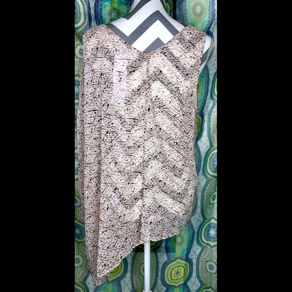 NWT BCBGeneration Womens Large Blush Pink Patterned Top Blouse Flowy Pretty - Picture 3 of 6